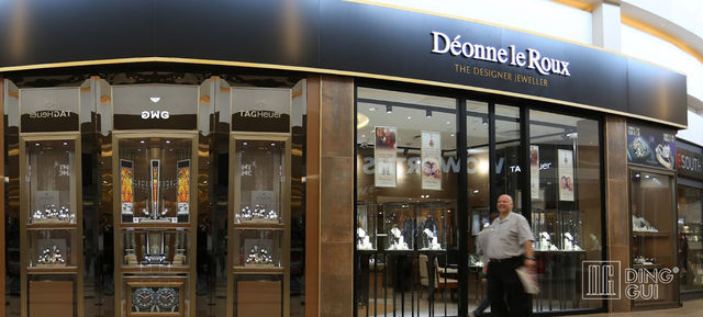 High End Luxury Jewelry Showroom Showcase Design